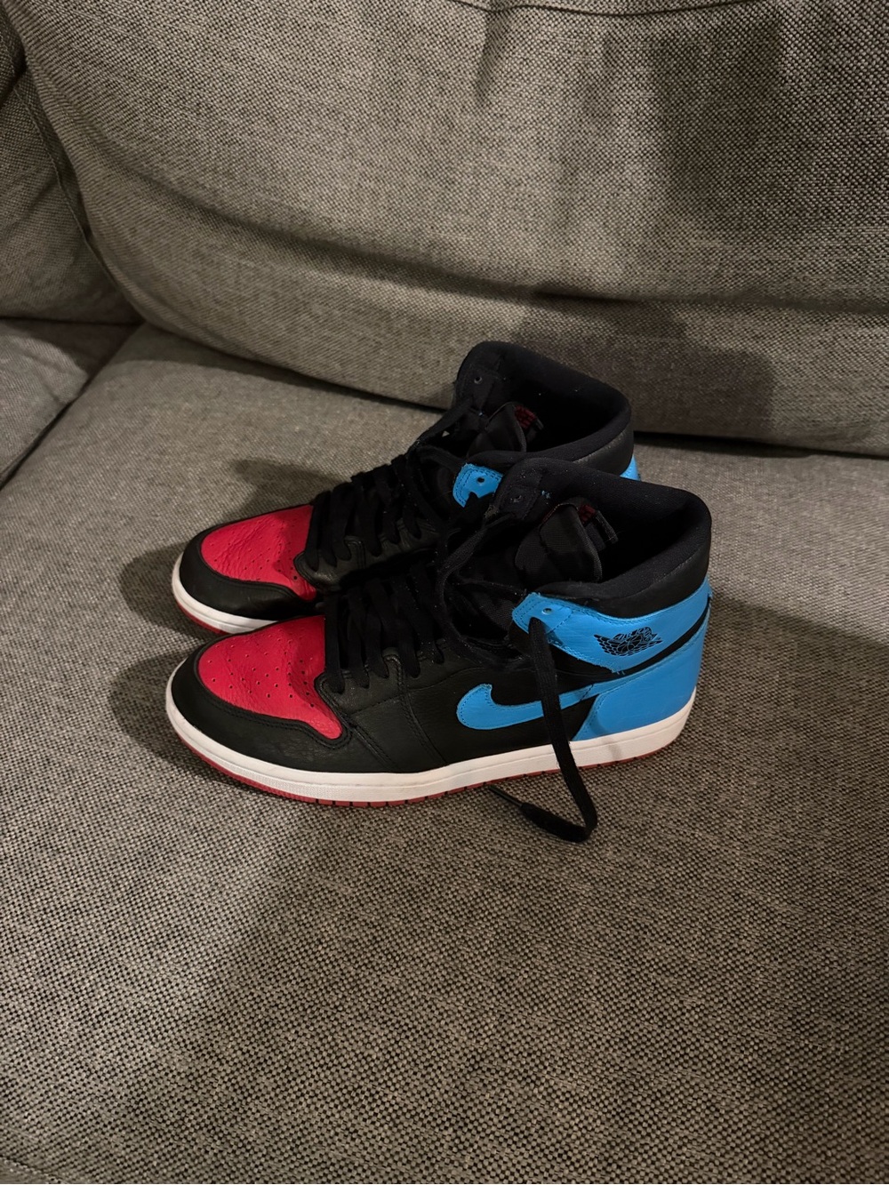 Air Jordan 1 High OG - UNC To Chicago
